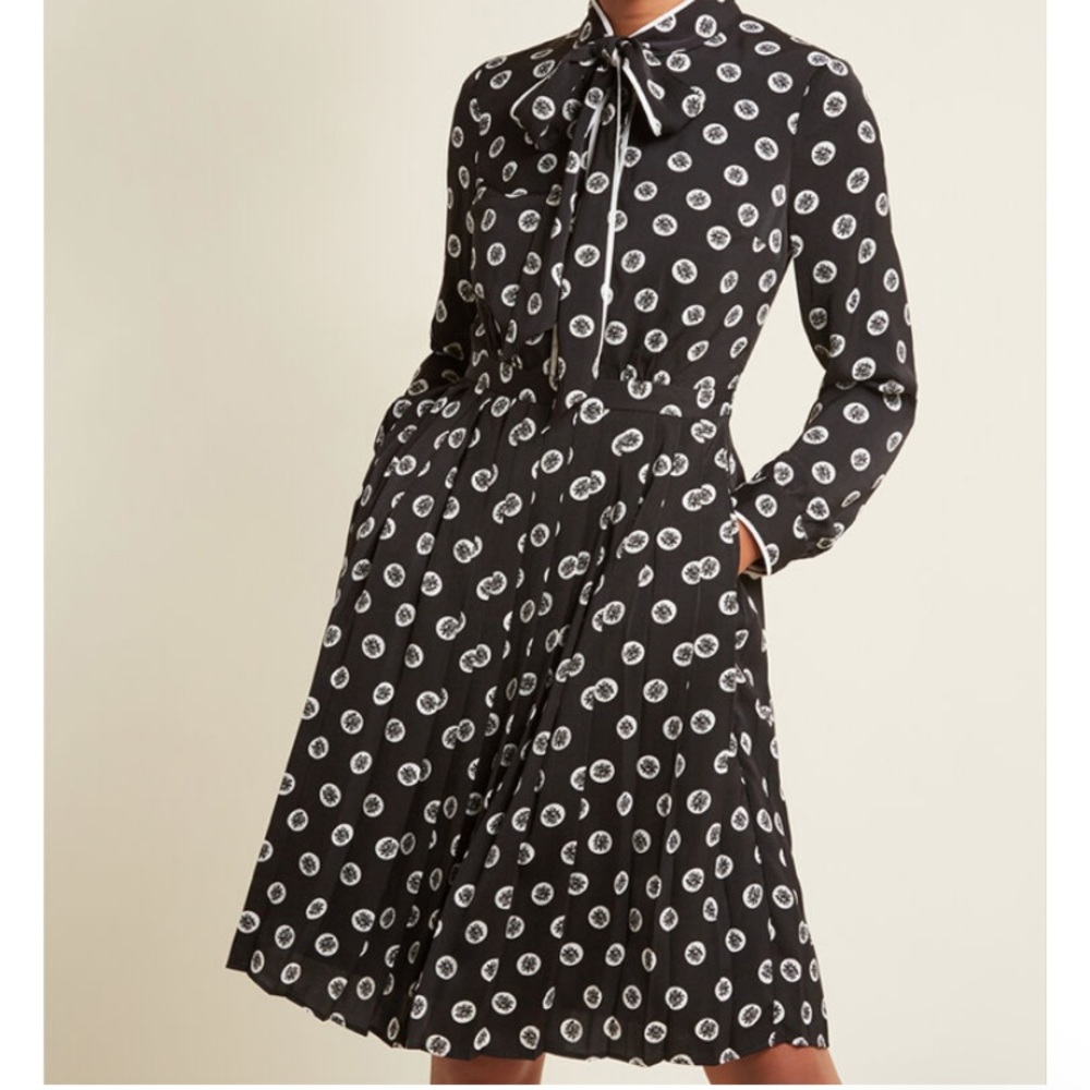 ModCloth Black and White Tie Neck Peasant Dress